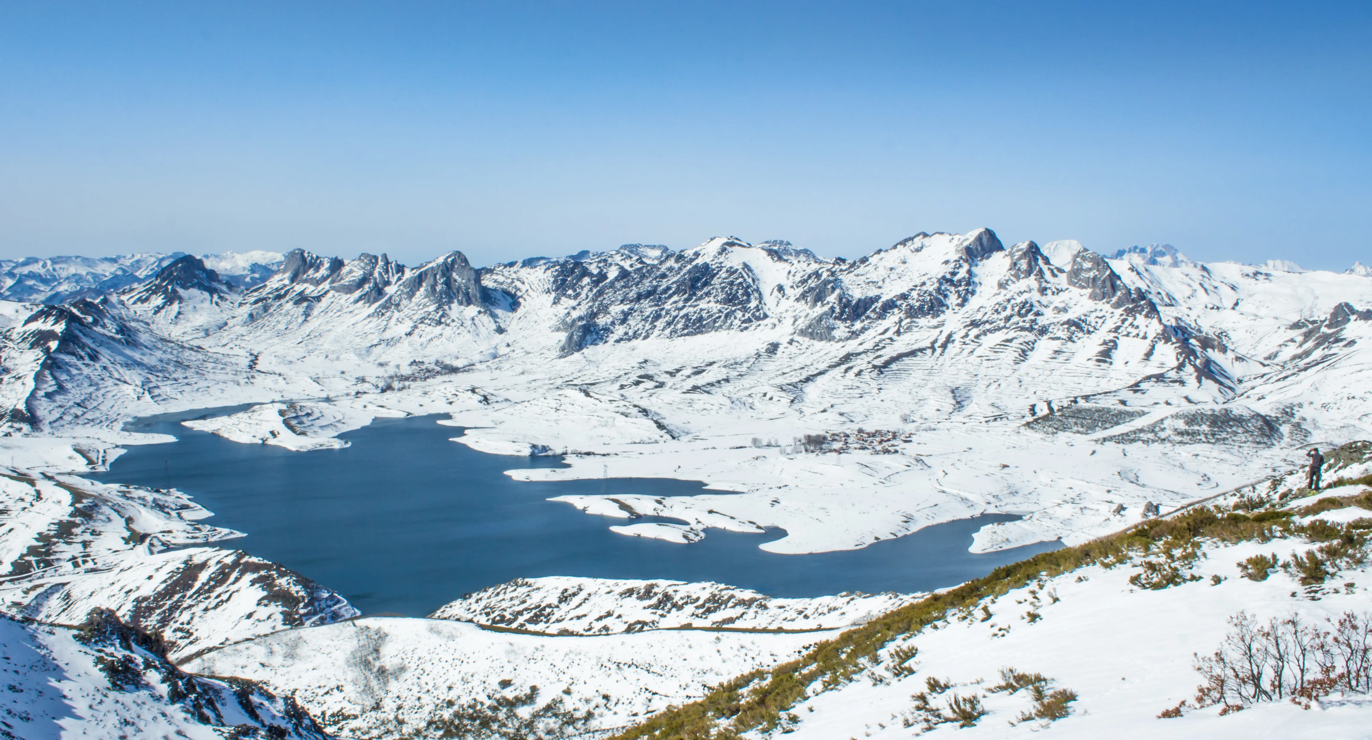 Valle de Arbas nevado